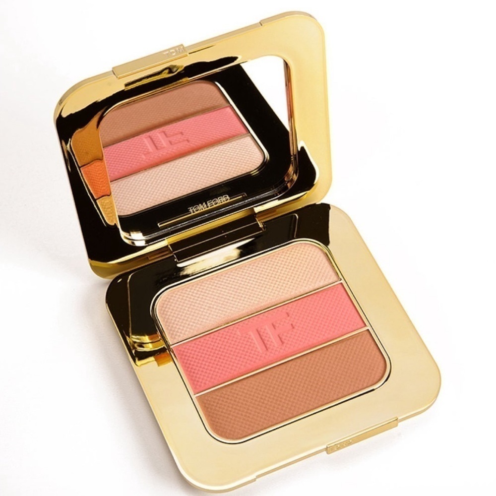 Tom Ford Makeup Palette with Gold, Pink, and Brown Shades